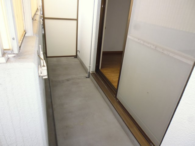 セルサス大道壱番館のバルコニー