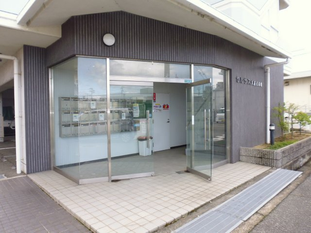 セルサス大道壱番館のエントランス