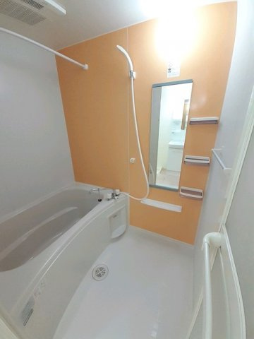 フローレンスＮの浴室|日々の疲れを癒すお風呂付です