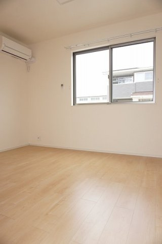 グレイス・ヴィラⅡの内装|明るい室内です