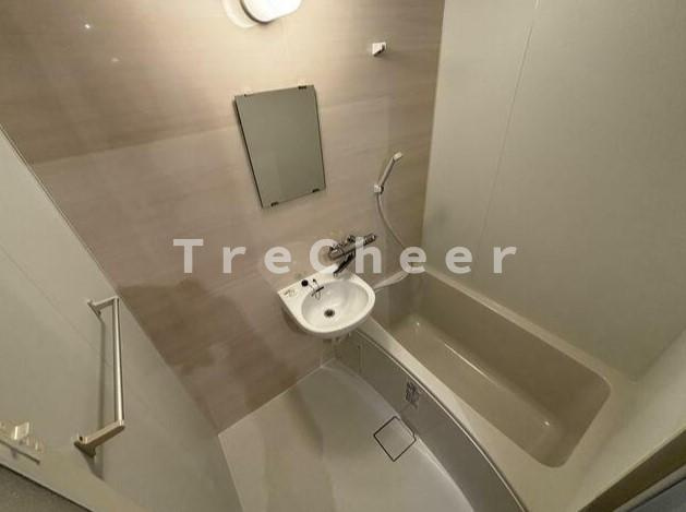 ヴィラ荒川3の浴室