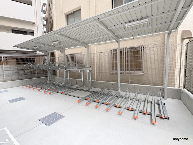 エスリードレジデンス梅田クラスシティ　仲介手数料無料の駐車場