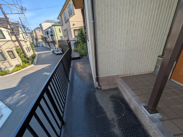 横浜元町ガーデン吉田町のバルコニー