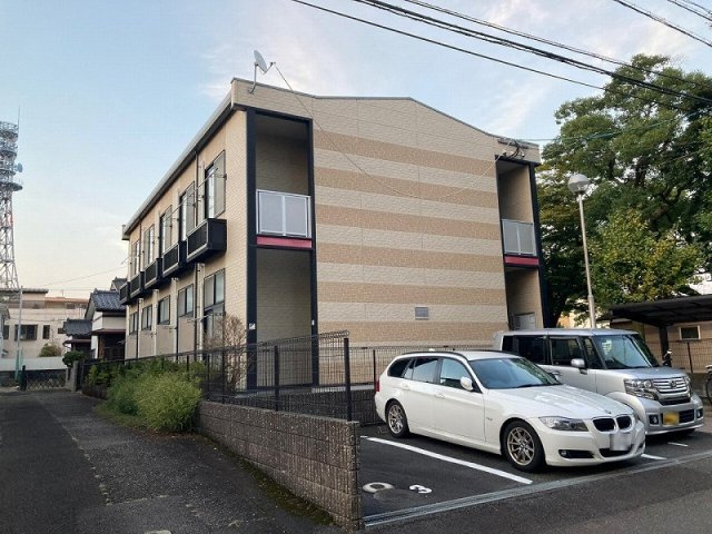 レオパレスELBIENの外観|画像1