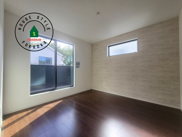 福岡市南区桧原7丁目第3-1棟（1号棟）の寝室|主寝室には収納力に優れたクローゼットがありますので、お部屋もすっきり片付きます。