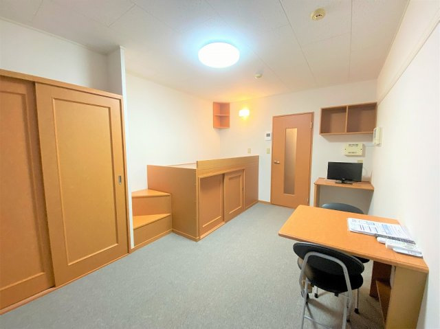 レオパレスSCHIELEの洋室|画像6