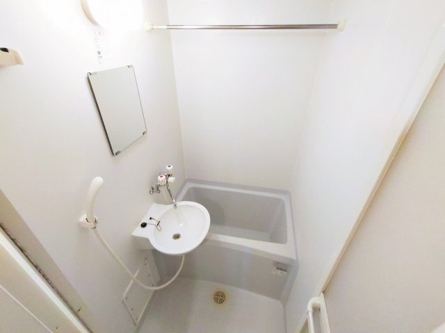 レオパレスSCHIELEの浴室|画像8