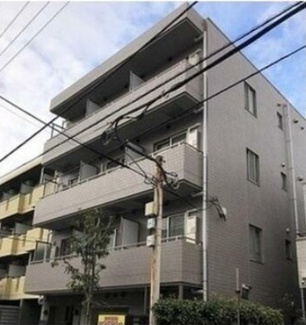 【外観】 | 鉄筋コンクリート造のがっちりとした建物。
