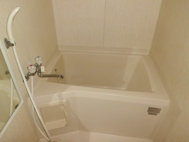 ハイツ赤坂 Bの浴室