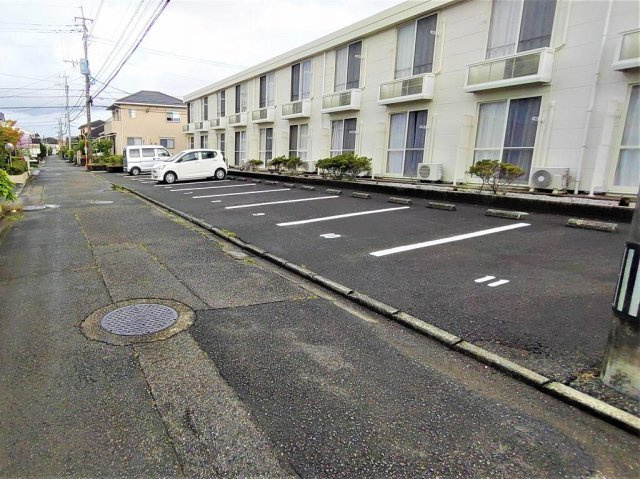 レオパレスセイバーの駐車場|画像5