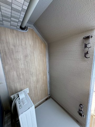 大阪市福島区福島４丁目の賃貸マンションのバルコニー