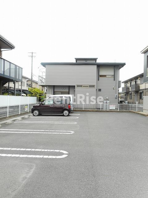 カトルセゾンＢの駐車場|駐車場