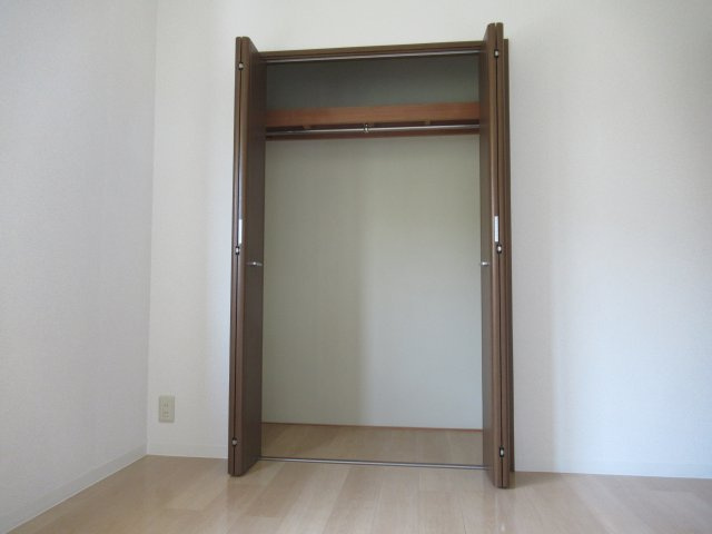 シティコート住吉本町３ＬＤＫの収納|便利な収納スペースです