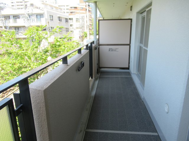 シティコート住吉本町３ＬＤＫのバルコニー|広々としたバルコニーです