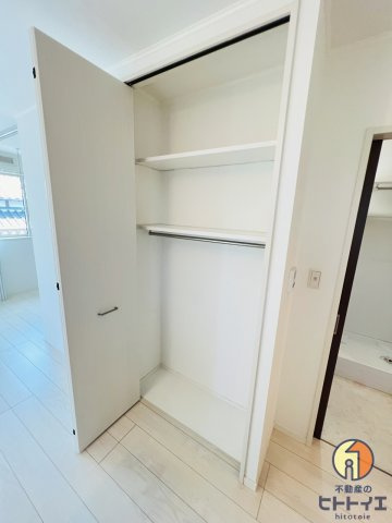 グレイスハイムの収納|キッチン横の収納スペースです