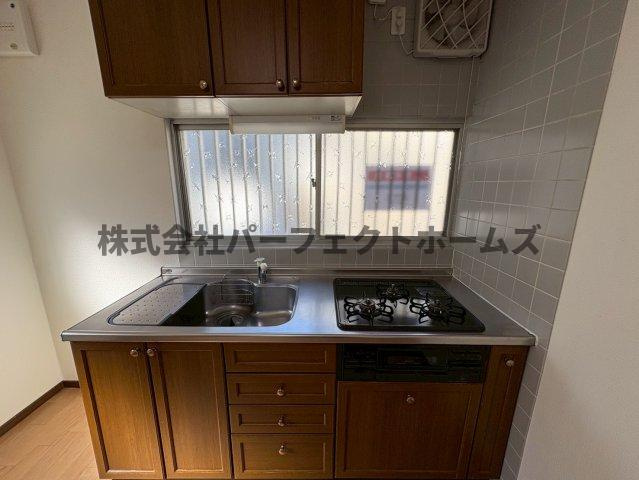 長尾家具町4丁目戸建　賃貸のキッチン|使いやすいキッチンです
