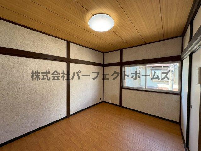 長尾家具町4丁目戸建　賃貸の洋室|個人の部屋や寝室として使える洋室です