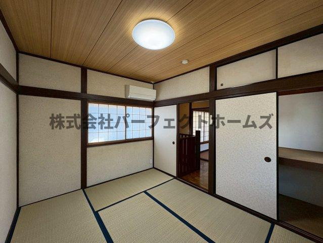 長尾家具町4丁目戸建　賃貸の和室|フローリングだけでなく、和室もあります