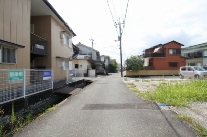 介良乙　新築戸建　4号棟（全4区画）の前面道路含む現地写真