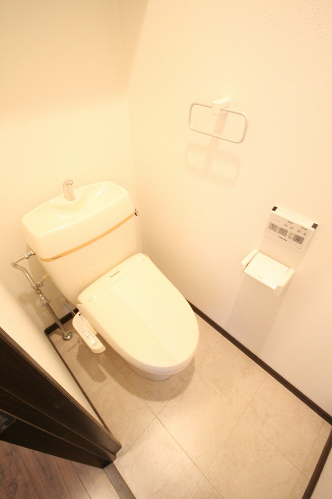 ルーチェのトイレ|※お部屋により仕様が異なる場合があります※