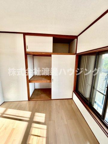 野崎2丁目一戸建の収納