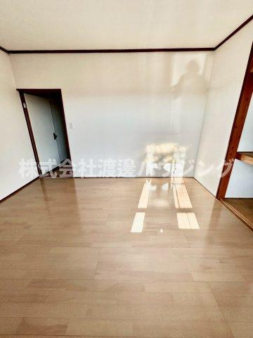 野崎2丁目一戸建の内装