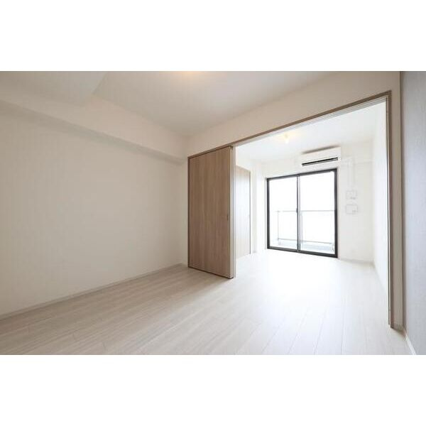 パークアクシス名古屋山王一丁目　名古屋市賃貸　仲介手数料無料の居間・リビング