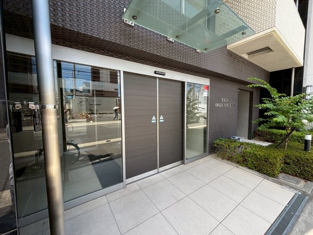 大阪市西区川口３丁目の賃貸マンションのエントランス