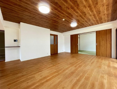 【居間・リビング】 | エバーライフ春日公園