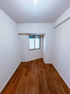 【洋室】 | サンフォーリーフタウン桜ノ宮サンメゾンコート