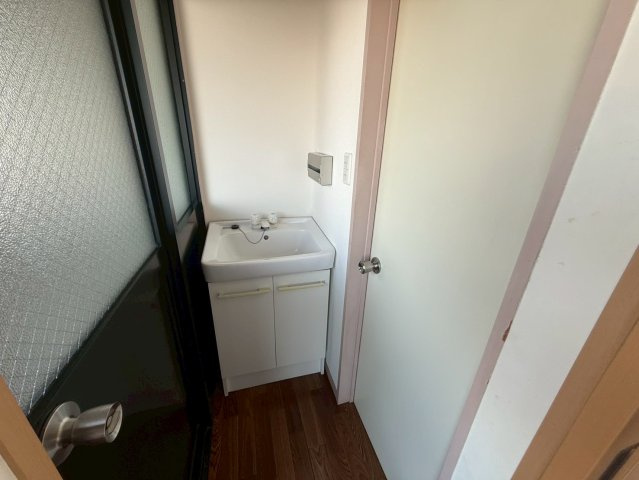 百々西町107ビル401のその他