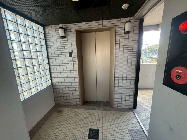 百々西町107ビル401のその他