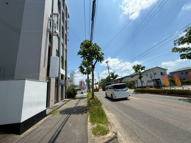 百々西町107ビル401の周辺