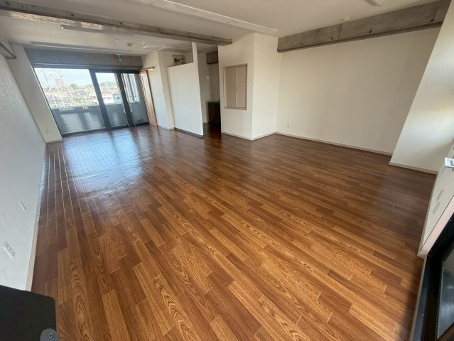 百々西町107ビル401の内装