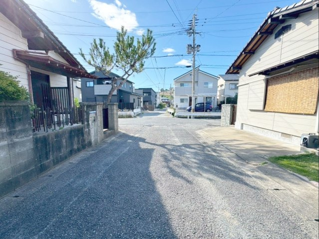 福岡市東区和白6丁目　土地の前面道路含む現地写真|前面道路含む現地写真（私道）