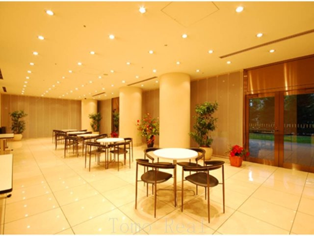 泉ガーデンレジデンスのロビー