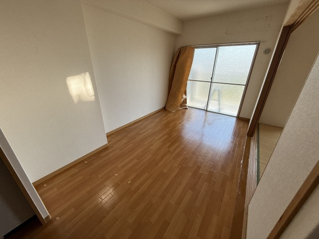 上野坂ハイツの子供部屋