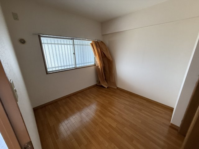 上野坂ハイツの寝室