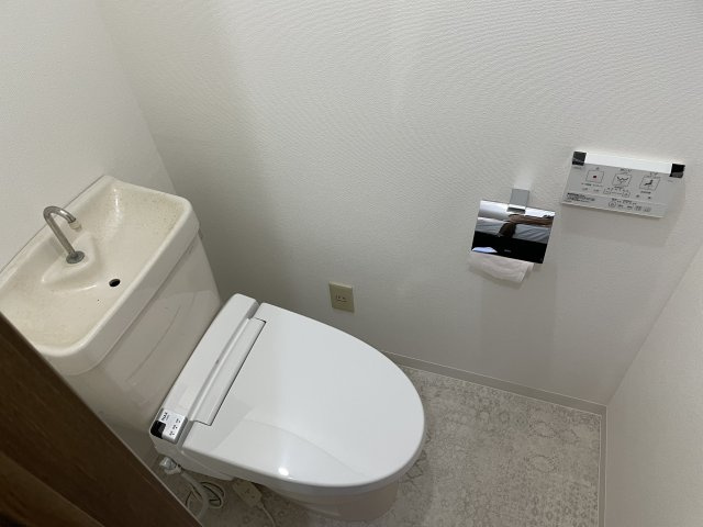 【トイレ】 | 西加賀屋4丁目2階建住宅