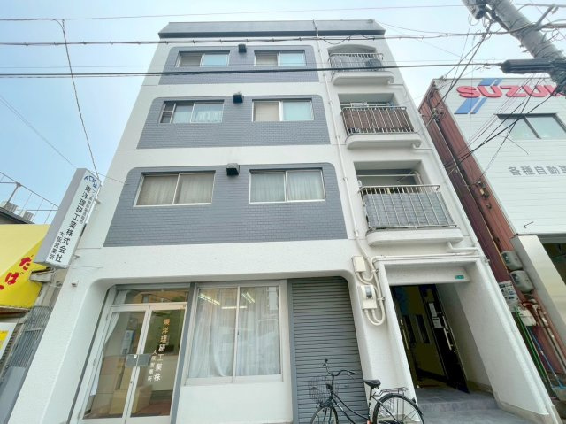 三国マンションの外観