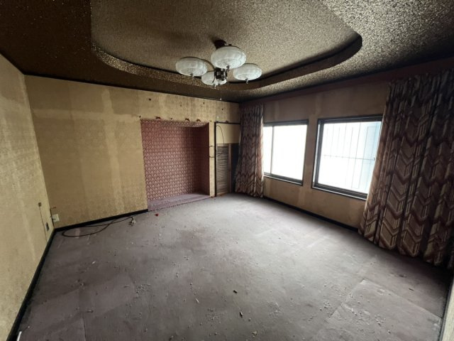 本町戸建て　国登録有形文化財の内装