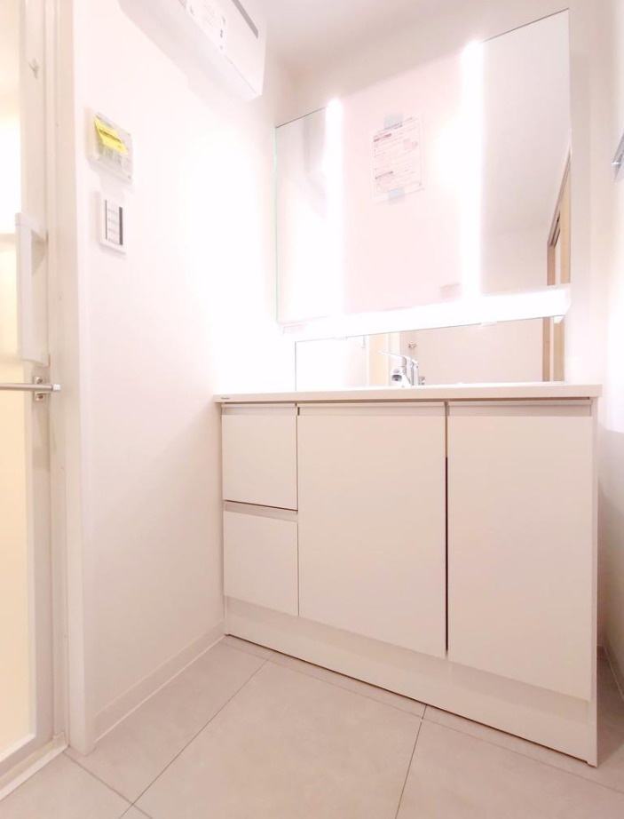 クレッセント磯子【仲介手数料無料】ペット可♪の独立洗面台