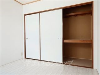 広島市安佐北区口田南１丁目のアパートの収納