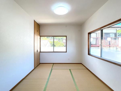 【和室】 | 光市光井5丁目戸建 | 2階北東側6帖和室