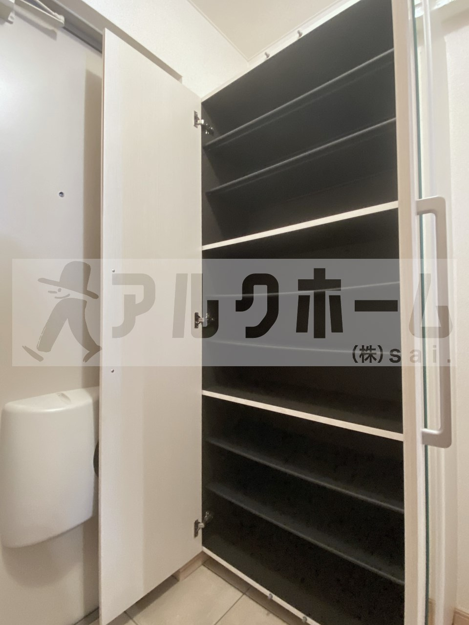 ヒルサイドスクエアの玄関