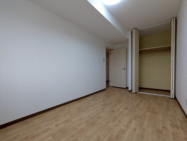 エステート治水【分譲MS】の洋室