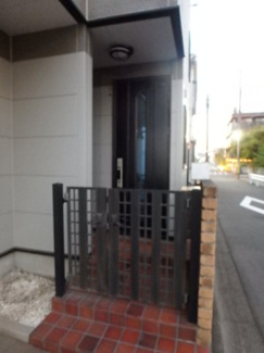 【エントランス】