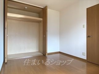 ユーミー尾和の寝室|クローゼットあり