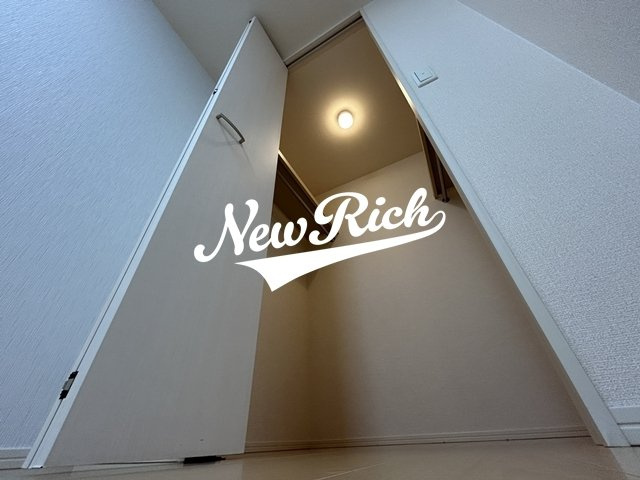 前橋市三俣町３丁目のアパートの収納