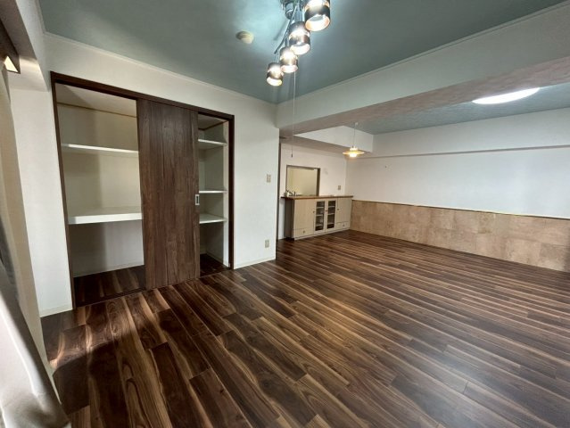 ダイアパレス千葉桜木　中古マンションの居間・リビング